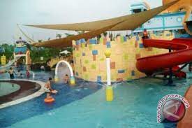 Harga tiket masuk ciputra waterpark surabaya agustus 2021 waterpark ini berada di kawasan waterpark boulevard citraland,. Kotawaringin Timur Segera Miliki Sampit Water Park Antara News Kalimantan Tengah Berita Terkini Kalimantan Tengah