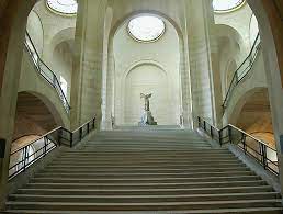 Vitória de samotrácia, marcou o século iii a. Arte E Artistas Vitoria De Samotracia