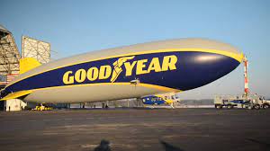 See more ideas about goodyear blimp, zeppelin, goodyear. Mas Impactante Nuevo Dirigible De Goodyear Youtube