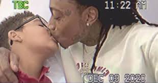 Wiz khalifa real name, parents and nationality. Wiz Khalifa Kissed His 7 Year Old Son On The Mouth And People Have Thoughts