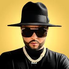 Stream LARRY MAX "Eʟ Gᴇɴɪᴏ" music