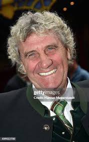 52 foto e immagini ad alta risoluzione di Hippodrom Grand Opening