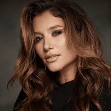 Claudia Pătrășcanu, la 41 ca la 20! Fosta soție a lui Bădălău nu are  operații estetice