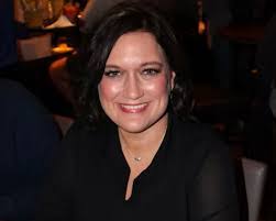 Kendra Fitzpatrick's Instagram, Twitter & Facebook