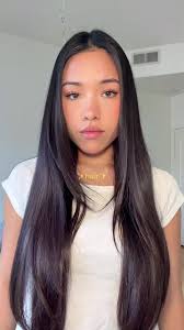 5 Hairstyle Changes a Day: Long Layers Face Framing Haircut