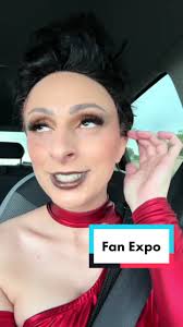 I wanted to capture the outfit and made my wife help haha #glownetflix  #glow #gorgeousladiesofwrestling #cosplay #comedyskit #alopecia #wiglife  #zoyathedestroya