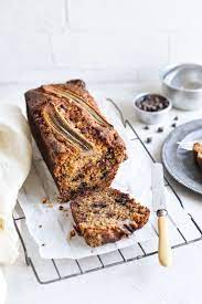 Banana Bread With Chocolate Chips And Peanut Butter Eat Little Bird Resep Fotografi Makanan Makanan Masakan