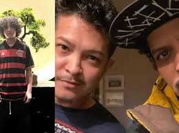 Sobrinho de Bruno Mars ganha camiseta personalizada do Flamengo