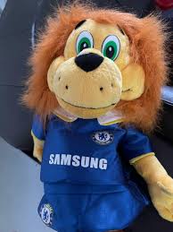 The chelsea fc mascot stamford the lion during the efl carabao cup quarter final match between chelsea and bournemouth at stamford bridge, london, england on 19 december 2018. Preloved Original Chelsea Fc Stamford The Lion Golf Club Headcover Sports Other On Carousell