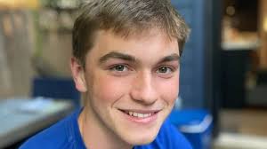 Fundraiser for Dvorah Richler by Mirixi Brasileno-Luu : Gavin William Stark  Memorial Bench and Scholarship