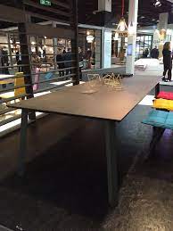 nieuw van mobliberica merlot tafel zwevende keramiek net ontdekt op de meubelbeurs in keulen binnenkort uit te proberen b tafel en stoelen tafel tafels