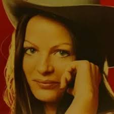 Artist: Rebecca Lynn