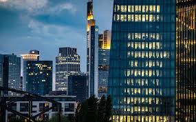 Reisebank, frankfurt (100% dz bank) siemens bank gmbh, munich, 100% siemens financial services; Brexit Frankfurt Bekommt 675 Milliarden Euro