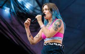 Tove Lo shares intense new video for Are U Gonna Tell Her?