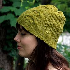 Forever Linked Hat & Mitts pattern by Stefanie Goodwin-Ritter