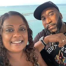 Rosemary Velez's Instagram, Twitter & Facebook