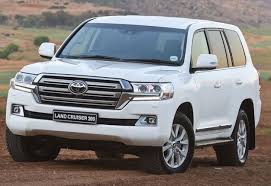 2019 toyota land cruiser 200 против тойота ленд крузер прадо 150 и сурф. Here S How To Turn Your Land Cruiser 200vx Into A 900nm Behemoth Wheels