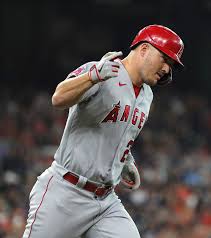 Mike Trout on the verge of MLB record after hitting a home run in seventh  straight game | CNN