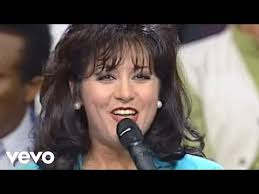 Check out hymns by candy hemphill christmas on amazon music. Ben Speer Sue Dodge Joy Gardner Ann Downing Candy Hemphill Christmas Turn Your Radio On Live Youtube In 2020 Turn Your Radio On Praise Songs Hemphill