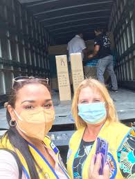 Presidida por el Gobernador de...