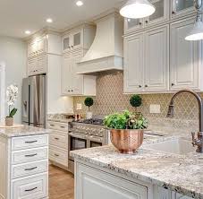 Elegant White Kitchen Cabinets Tan Backsplash Beautiful Kitchen Cabinets Kitchen Renovation Kitchen Design