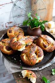 Honig Knoblauch Laugen Brezeln Lebensmittel Essen Essen Und Trinken Brot Backen Sauerteig