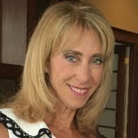 Lori Perlman's Instagram, Twitter & Facebook