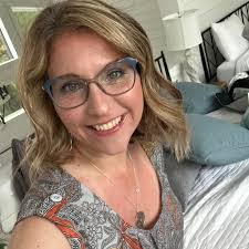 Haley Putman's Instagram, Twitter & Facebook