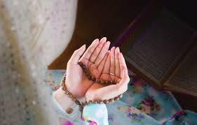 Pada kesempatan ini admin akan membagikan bacaan doa yang dikhususkan untuk para wanita (istri ) yakni doa untuk suami. 7 Doa Untuk Suami Yang Membuka Pintu Surga Untuk Istri Kumparan Com