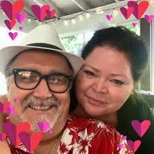 What are some local pizzeria recommendations in Reading, PA that use a  white and green pizza box?