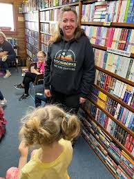 READING WITH THE KIDDOS Stacy had...