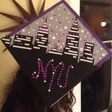 Feiern Mit Stil Und Dem Passenden Outfit Doktorhute Fur Abiball Abifeier Abs High School Graduation Cap Graduation Cap Decoration Creative Graduation Caps