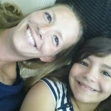 Roxanne Boswell's Instagram, Twitter & Facebook