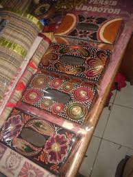 Kerajinan batik merupakan karya kerajinan tekstil khas indonesia yang telah menjadi warisan budaya bangsa. Contoh Produk Kerajinan Tekstil Cara Golden