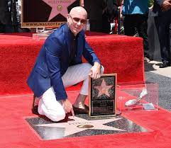 It was released on june 28, 2012 as the second single from the album by rca records. Pitbull Starportrat News Bilder Gala De