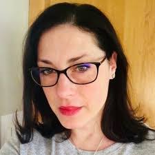 Nancy Bussell's Instagram, Twitter & Facebook