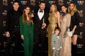 Jul 02, 2021 · marcelo tinelli vive horas angustiantes. El Emotivo Posteo De Marcelo Tinelli Junto A Todos Sus Hijos Y Guillermina Valdes Espectaculo El Intransigente