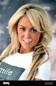 Modèle de la reine d'angleterre Banque de photographies et d'images à haute  résolution