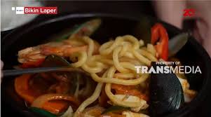 Resep sehat berbagai macam makanan korea. Bikin Laper Gilang Dan Dj Katty Kepedasan Makan Jjampong Seafood Dan Budae Jjigae