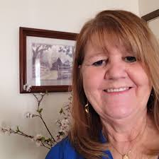 Is a snake venomous if it floats