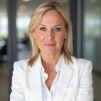 100+ "Sutherland" profiles