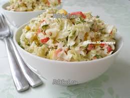 салат с красной фасолью и крабовыми палочками и огурцом Salat Iz Pekinskoj Kapusty S Krabovymi Palochkami 9 Poshagovyh Foto V Recepte Recept Eda Kulinariya Recepty Salatov