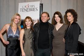Hoe men zijn leven kan rateren door te veel te fantaseren. Tapis Rouge L Age Des Tenebres Actualites Cinoche Com