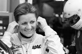 Sabine schmitz, professional driver and queen of the nürburgring. Sabine Schmitz 1969 2021 Erinnerungen An Die Konigin Der Nordschleife