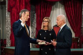 Thune Takes Oath Of Office Press Releases U S Senator John Thune