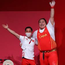 Hubbard's exit may have meant the end of the night on some reporters' laptops, but china's li wenwen was just warming up. L5kl0mmgty674m