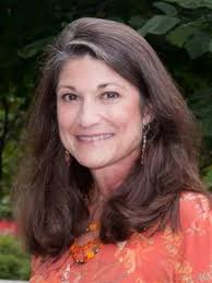 Loretta Robinson's Instagram, Twitter & Facebook