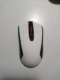 The g703 measures in at 12.4cm in length, 6.8cm in width and 4.3 cm in height, making it one of the taller mice we've tested while also being fairly wide and long, it's definitely in the large. G703 Mods Primer Paint Finish No Magnets 7g Rc Control Battery Mousereview