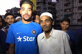 Read about mohammed siraj's career details on cricbuzz.com. The Story Of Mohammed Siraj Who Fetched 2 6 Crore At Ipl Auctions Essentiallysports Com Essentiallysports