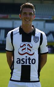 He finished another strong season with 11 goals, six assists, 62 crosses and 29 chances created in. Heracles Almelo Statistieken Zwart Witte Voetbaljaren